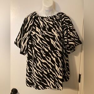 NWT Zebra Print Women's Top size small Entro Wild Ones Golden and Co new